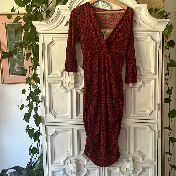 5 for $25! NWT Miss Tina V Neck RUCHED Red and Black Dress Size Large 12/14 - Picture 2 of 11